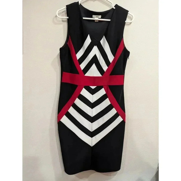 Sleeveless midi black, white and red shift dress w/line blocked pattern, Cato 10 - Picture 1 of 6